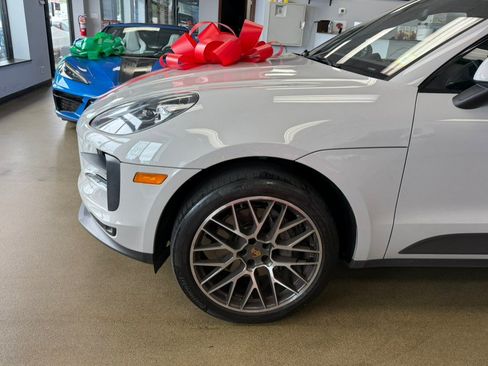 Used 2021 Porsche Macan S AWD/4WD image 8