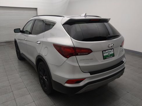 Used 2018 Hyundai Santa Fe Sport 2.0T AWD/4WD image 5