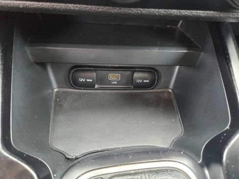 Used 2024 Kia Soul LX FWD image 14