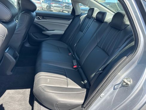 Used 2019 Honda Accord LX image 6