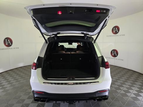 Used 2025 Mercedes-Benz GLS 63 AMG 4MATIC image 8
