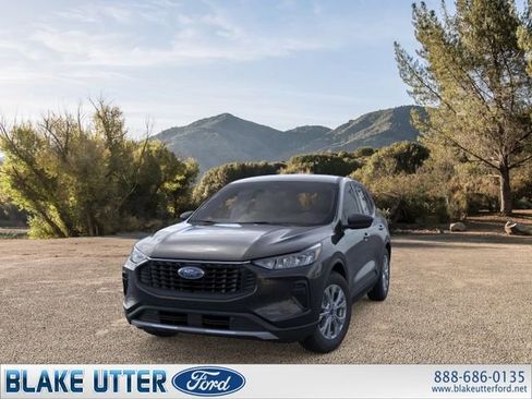 New 2026 Ford Escape Active FWD image 2