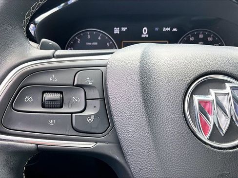 Used 2023 Buick Envision Essence w/ Sport Touring Package AWD/4WD image 25