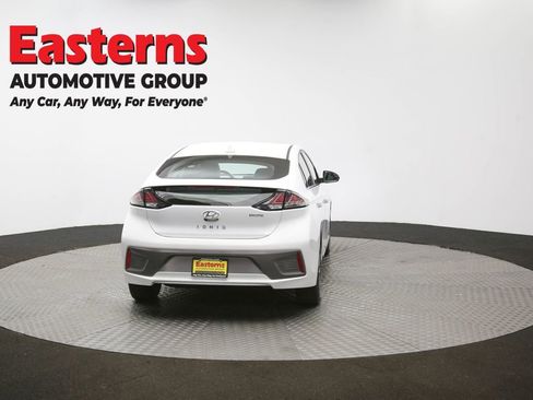 Used 2020 Hyundai Ioniq Limited image 66