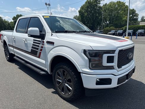Used 2018 Ford F150 Lariat w/ Equipment Group 502A Luxury AWD/4WD image 3