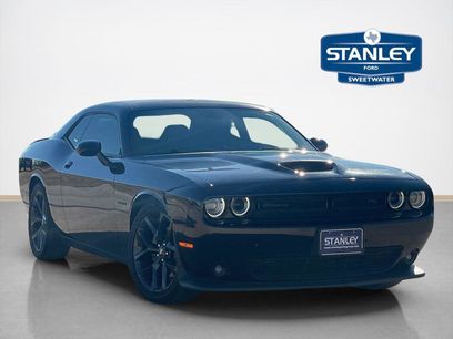 Used 2022 Dodge Challenger R/T w/ Blacktop Package