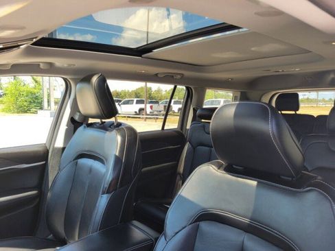 Used 2021 Jeep Grand Cherokee L Limited image 27