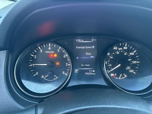 Used 2018 Nissan Rogue Sport SL image 16