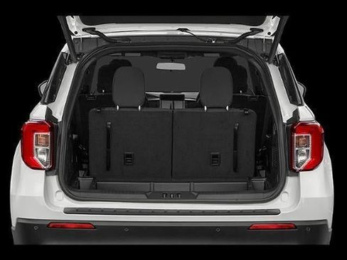 Used 2020 Ford Explorer XLT RWD image 22