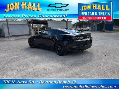 Used 2020 Chevrolet Camaro LT w/ RS Package image 7
