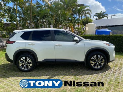 Used 2023 Nissan Rogue SV FWD image 8