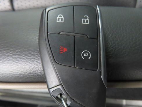 Used 2023 GMC Canyon Denali image 67