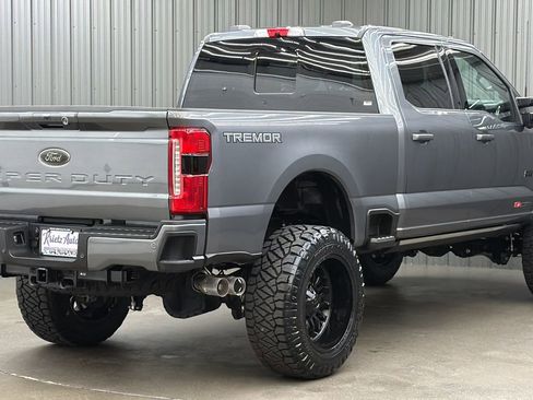 Used 2025 Ford F350 Lariat w/ Lariat Ultimate Package image 5