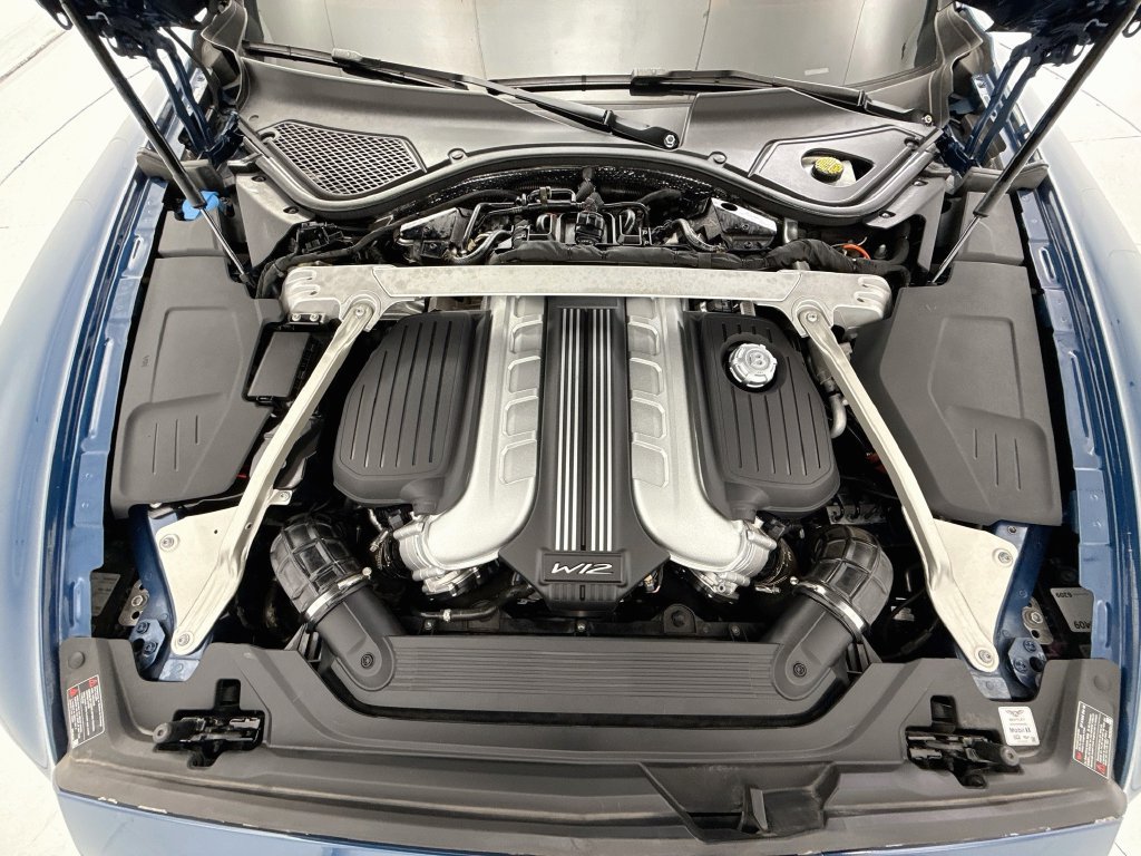 Certified 2020 Bentley Flying Spur W12 AWD/4WD image 28