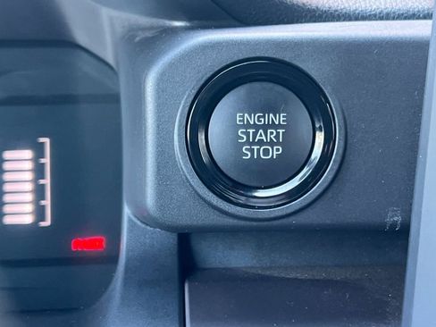 Used 2025 Toyota Tacoma SR5 w/ SR5 Upgrade Package image 25