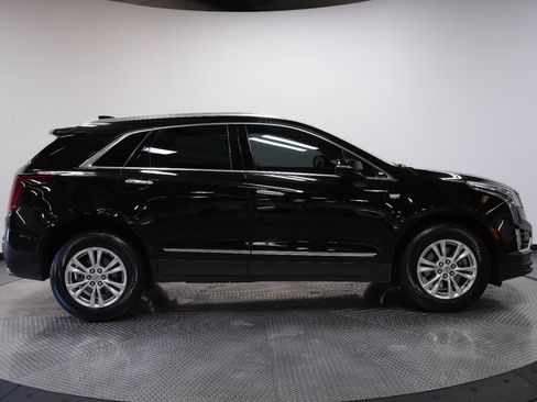 Used 2024 Cadillac XT5 Luxury w/ LPO, Floor Liner Package FWD image 9