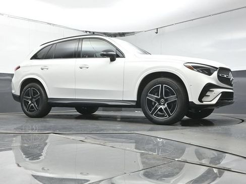 Used 2026 Mercedes-Benz GLC 300 image 33