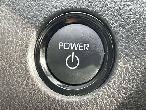 Used 2025 Toyota Camry LE FWD image 22