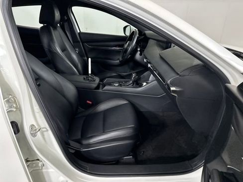 Used 2020 MAZDA MAZDA3 AWD Hatchback w/ Preferred Pkg image 28