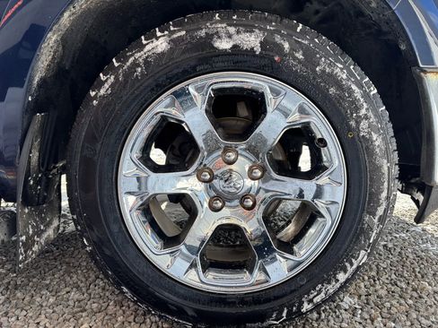 Used 2018 RAM 1500 Laramie w/ Convenience Group image 8