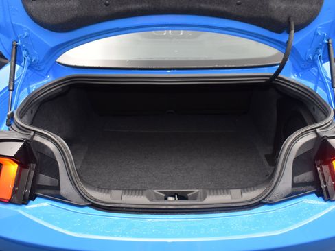 Used 2024 Ford Mustang GT Premium image 17