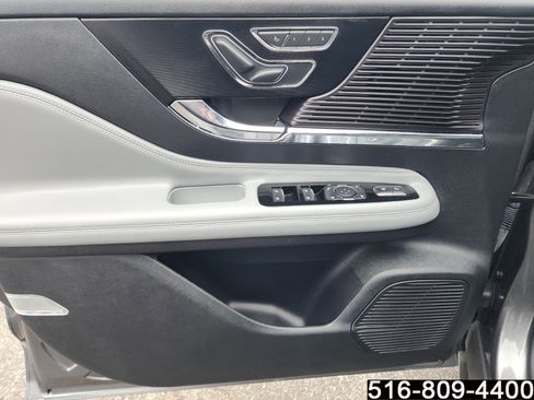 Used 2021 Lincoln Corsair AWD w/ Equipment Group 101A image 16