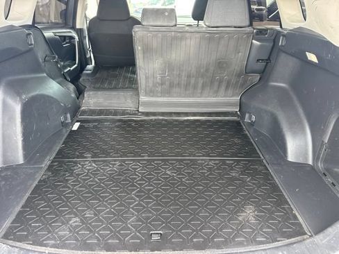 Used 2023 Toyota RAV4 LE AWD/4WD image 38