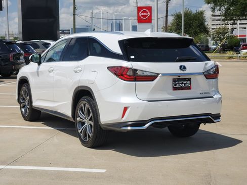 Certified 2022 Lexus RX 350L FWD w/ Premium Package image 5