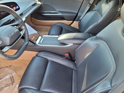 Used 2025 Lucid Air Touring AWD/4WD image 20