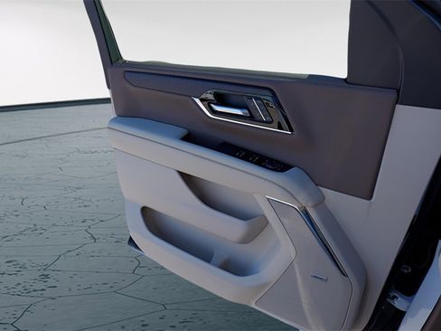 New 2026 GMC Yukon Denali w/ Sun & Power Step Package image 18