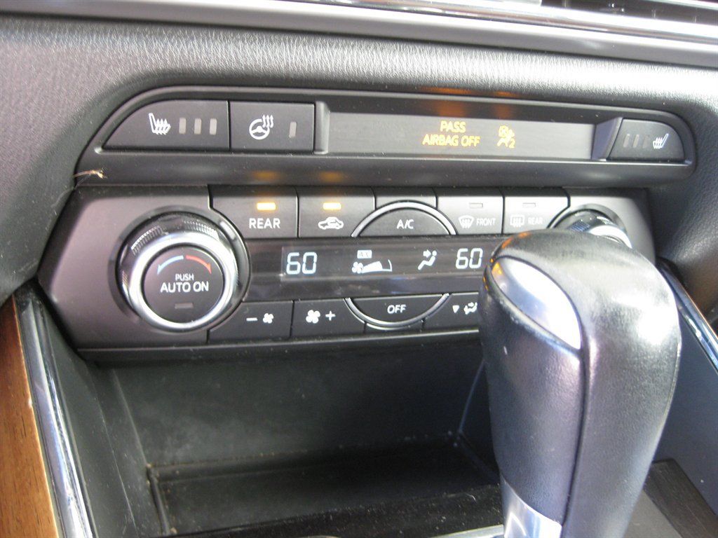 Used 2018 MAZDA CX-9 Signature AWD/4WD image 17