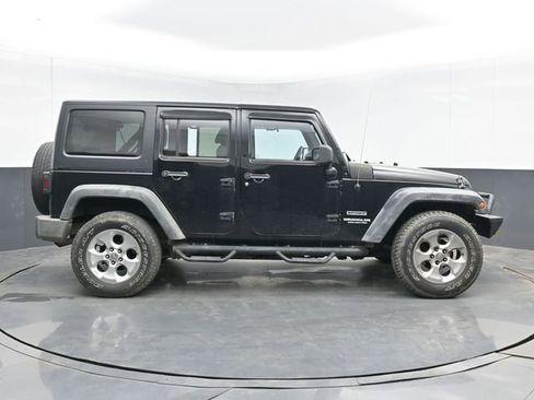 Used 2012 Jeep Wrangler Unlimited Sport image 15