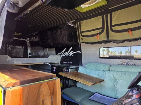 Used 2023 Mercedes-Benz Sprinter 2500 image 16