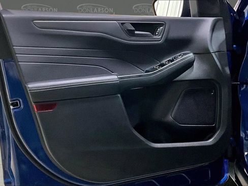 Certified 2023 Ford Escape AWD image 11