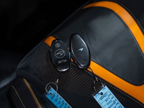 Used 2018 McLaren 720S Performance image 28