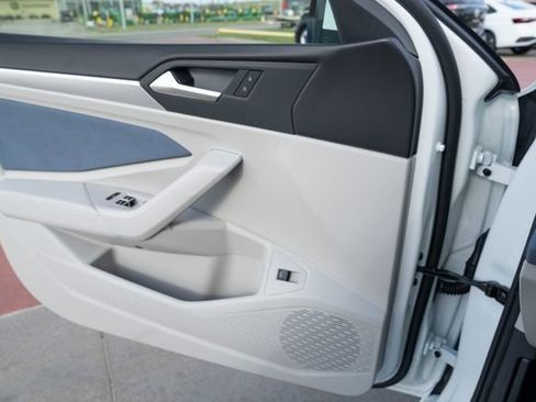 New 2026 Volkswagen Jetta SE image 26
