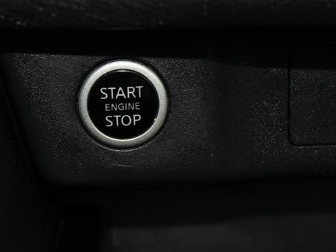 Used 2022 Nissan Rogue SL image 33