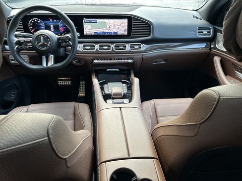 Certified 2025 Mercedes-Benz GLS 450 4MATIC w/ AMG Line Exterior image 27