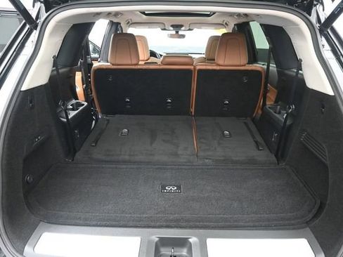 Used 2023 INFINITI QX60 Sensory w/ Cargo Package AWD/4WD image 33