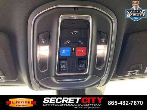 Used 2023 Jeep Grand Cherokee L Laredo AWD/4WD image 19