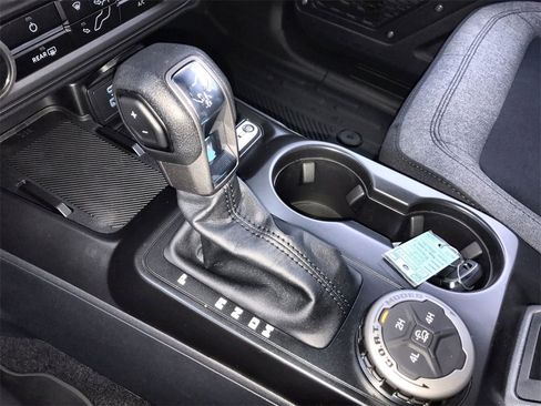 New 2025 Ford Bronco 4-Door image 19