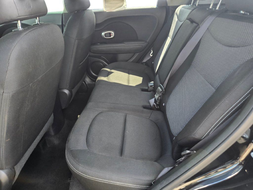 Used 2019 Kia Soul + FWD image 18