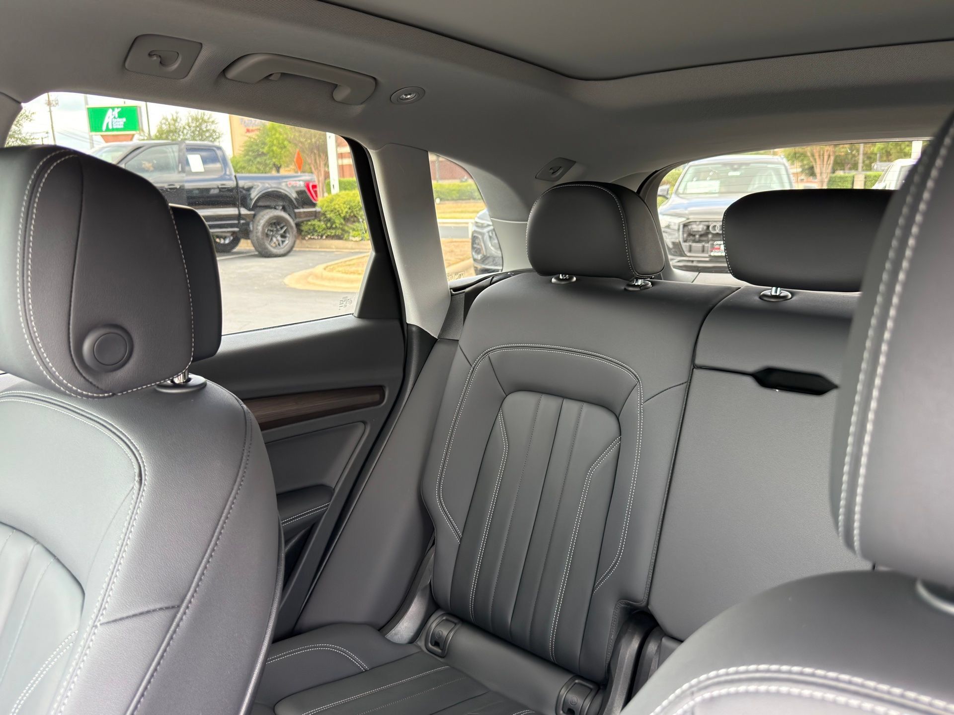 Used 2023 Audi Q5 2.0T Premium Plus w/ Premium Plus Package AWD/4WD image 13