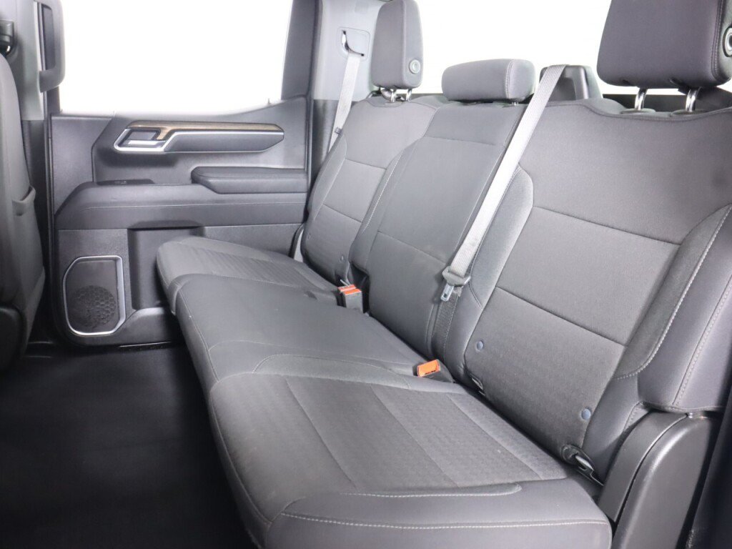 Used 2026 Chevrolet Silverado 1500 RST AWD/4WD image 35