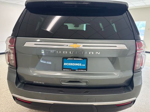 Used 2024 Chevrolet Suburban High Country AWD/4WD image 6