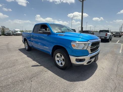 Used 2021 RAM 1500 Big Horn AWD/4WD image 2