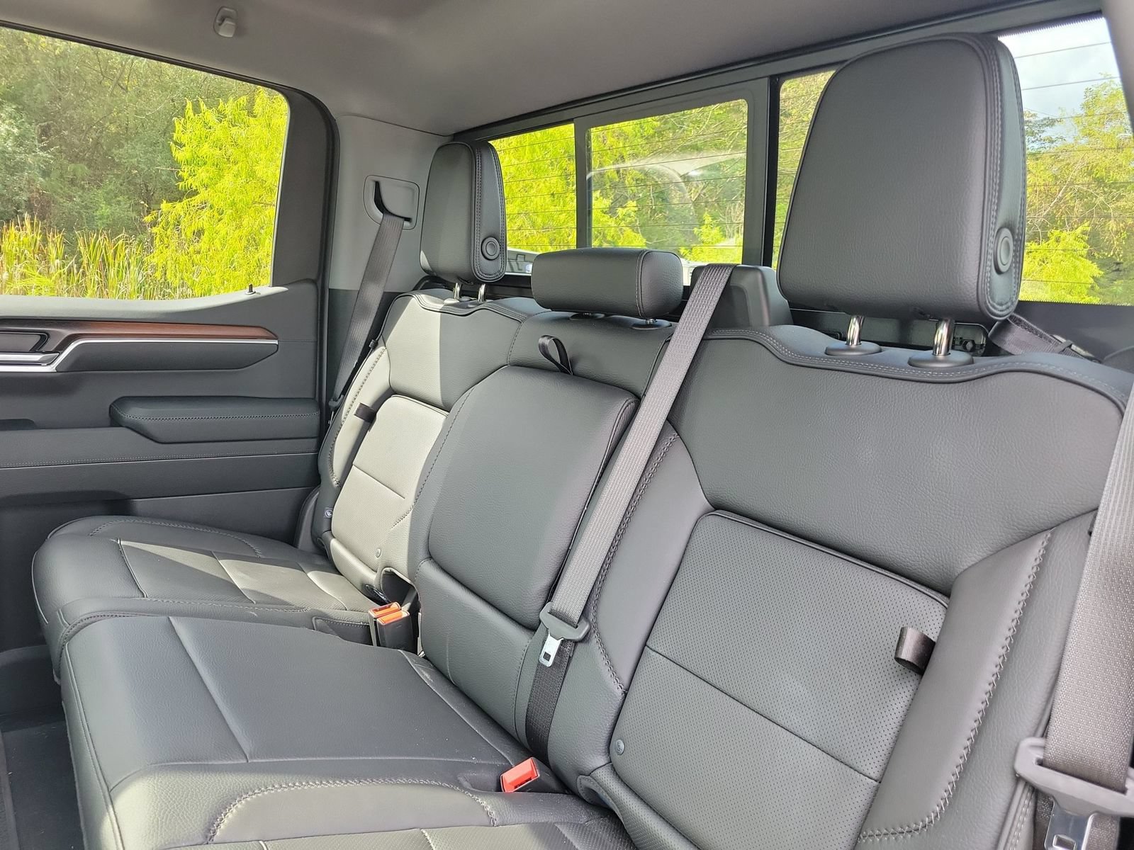 Used 2026 GMC Sierra 1500 Denali w/ Denali Reserve Package AWD/4WD image 29