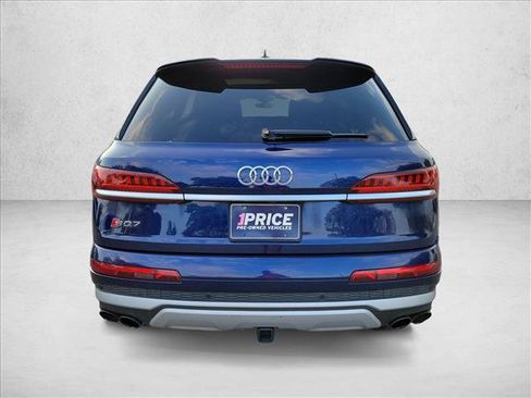 Used 2021 Audi SQ7 Premium Plus w/ Driver Assistance Package AWD/4WD image 6