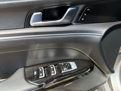 Used 2025 Kia K5 GT w/ GT1 Package image 12