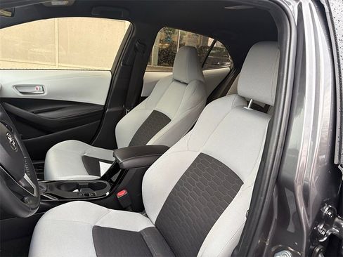 Used 2024 Toyota Corolla SE image 4